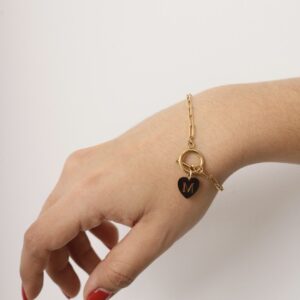 Pulsera con inicial letra M