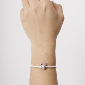 Pulsera de plata con broche de minnie
