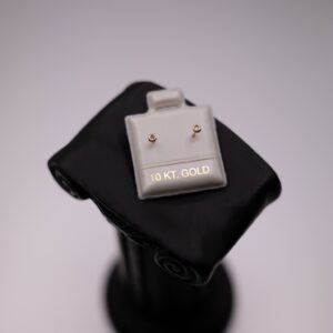 Broquel de oro 10k con zirconia y biscelado alrededor micro